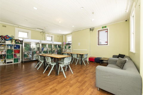 The Old Swan Barracks - Accommodation Rockhampton 14