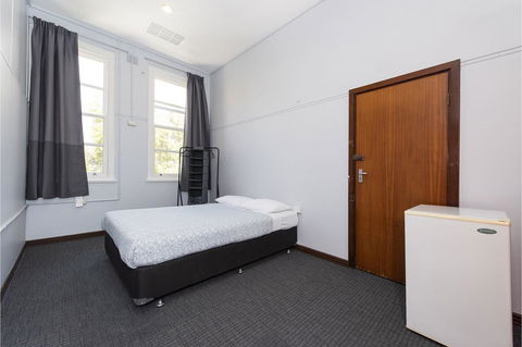 The Old Swan Barracks - Accommodation Rockhampton 16
