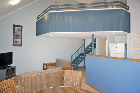 Osprey Holiday Village Unit 122 2 Bedroom - Accommodation Rockhampton 1