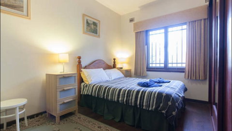 Broadway Apartments - Accommodation Rockhampton 6