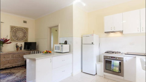 Broadway Apartments - Accommodation Rockhampton 19