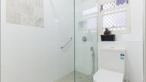 Broadway Apartments - Accommodation Rockhampton 4