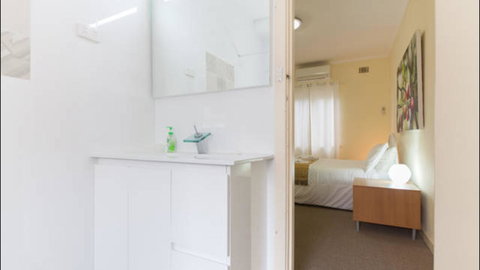 Broadway Apartments - Accommodation Rockhampton 27
