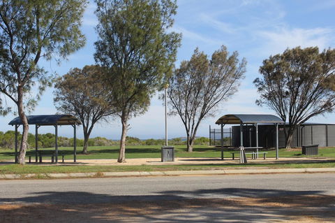 Jurien Beachfront Holiday Units - Accommodation Rockhampton 21