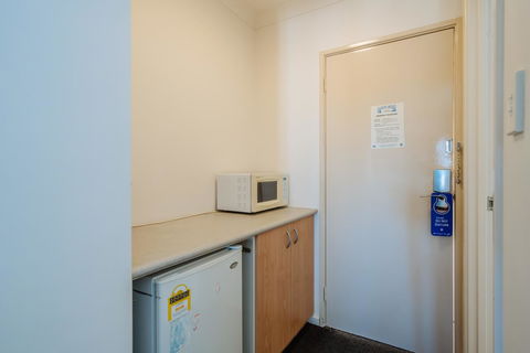 Canning Bridge Auto Lodge - Accommodation Rockhampton 30