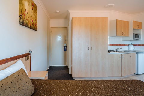 Canning Bridge Auto Lodge - Accommodation Rockhampton 33