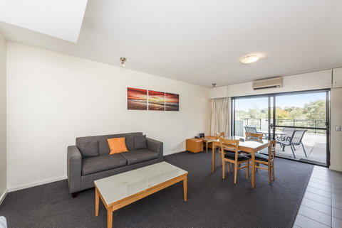 Ascot Quays Apartment 102 - Accommodation Rockhampton 14