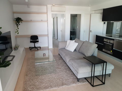 Modern Northbridge Apartment - Accommodation Rockhampton 4
