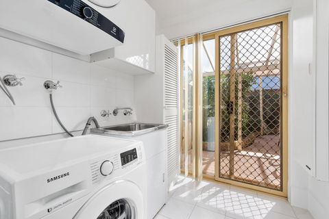 Applecross Village Residence - Accommodation Rockhampton 24