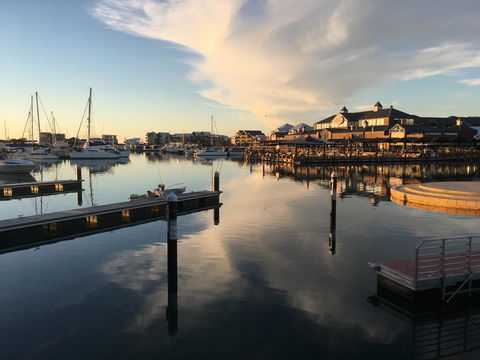 Mandurah Ocean Marina Chalets - Accommodation Rockhampton 2
