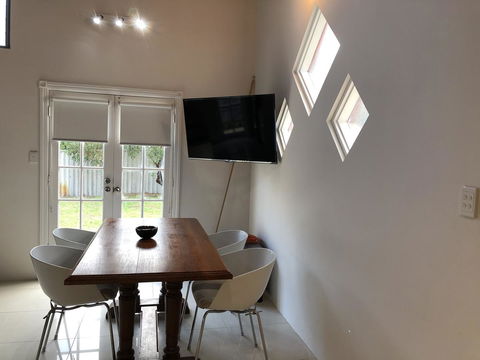 Beach Studio - Accommodation Rockhampton 5