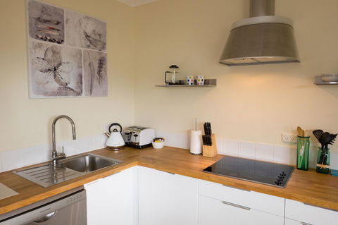 Cottesloe Sea Bliss Apartment - Accommodation Rockhampton 9