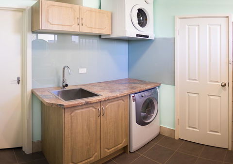 Cottesloe Sea Bliss Apartment - Accommodation Rockhampton 8