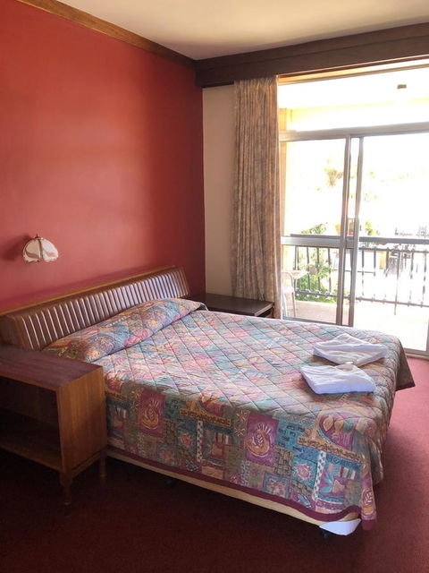 Kambalda Hotel - Accommodation Rockhampton 12