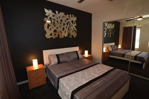 The Arcadia Apartment - Accommodation Rockhampton 2