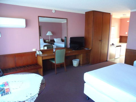 Clifton Motel & Grittleton Lodge - Accommodation Rockhampton 17