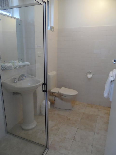 Clifton Motel & Grittleton Lodge - Accommodation Rockhampton 24