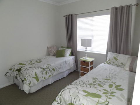 Acaciabnb - Accommodation Rockhampton 3