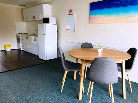 West Beach Lagoon 216 - Quiet & Relaxing - Accommodation Rockhampton 6