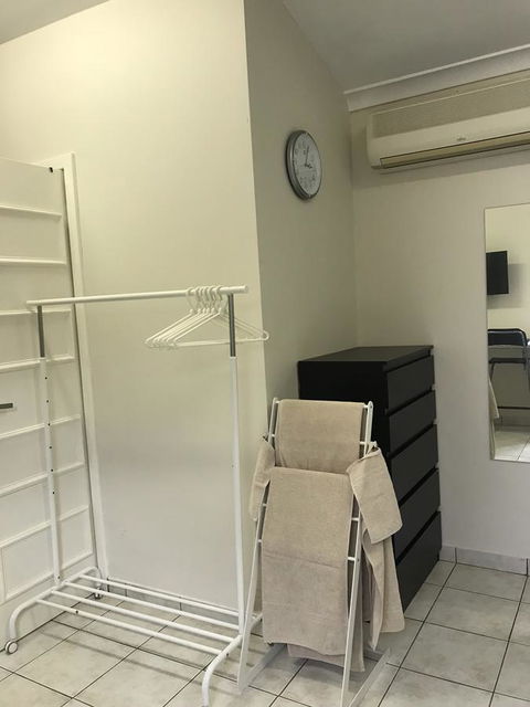 Susan Yong's Studio - Accommodation Rockhampton 16