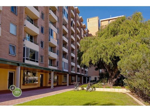 Mollies - Central Fremantle 1 Bedroom Apartment - Accommodation Rockhampton 9