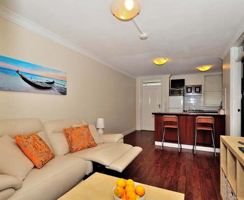 Mollies - Central Fremantle 1 Bedroom Apartment - Accommodation Rockhampton 1