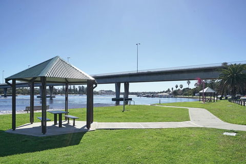 Freo Apartment - Accommodation Rockhampton 10