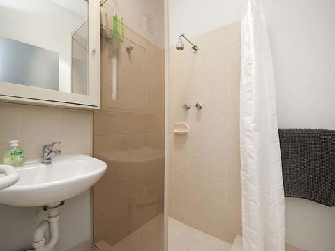 Garden Studio - Accommodation Rockhampton 5