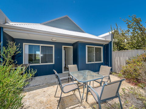 Seafront Unit 60 - Accommodation Rockhampton 8