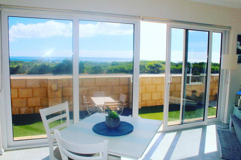 Ocean Reef Vista - Accommodation Rockhampton 4