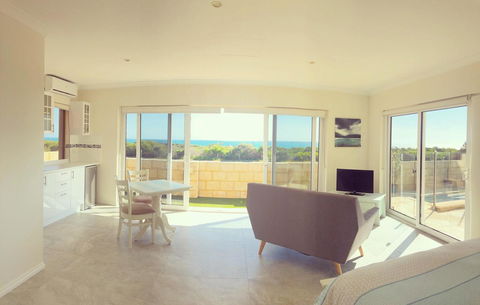 Ocean Reef Vista - Accommodation Rockhampton 9