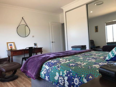 The Mains Guest House 2 Bedroom Farm Stay - Accommodation Rockhampton 5