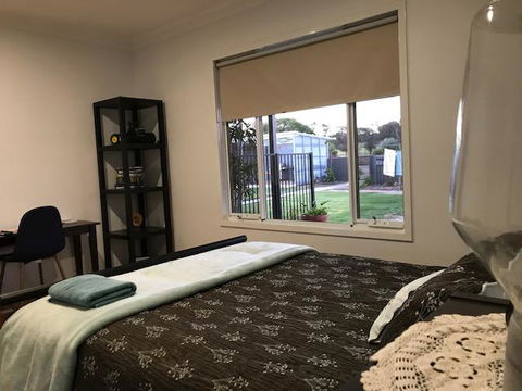 The Mains Guest House 2 Bedroom Farm Stay - Accommodation Rockhampton 3