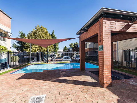 Subiaco Village 28 - Accommodation Rockhampton 17
