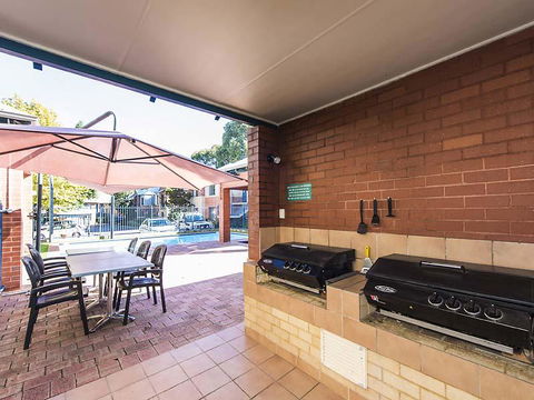 Subiaco Village 28 - Accommodation Rockhampton 23
