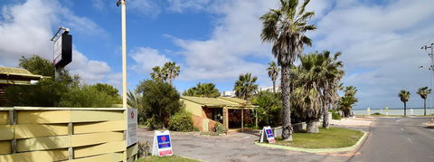 Wildsights Villas - Accommodation Rockhampton 19