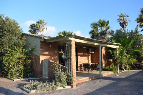 Wildsights Villas - Accommodation Rockhampton 8