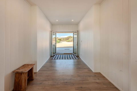 Blue Sky Escapes The Lookout Lancelin - Accommodation Rockhampton 3