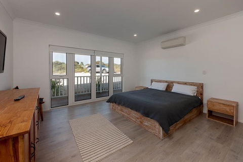 Blue Sky Escapes The Lookout Lancelin - Accommodation Rockhampton 33