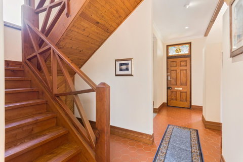 100 On South Callan Apartments - Accommodation Rockhampton 8