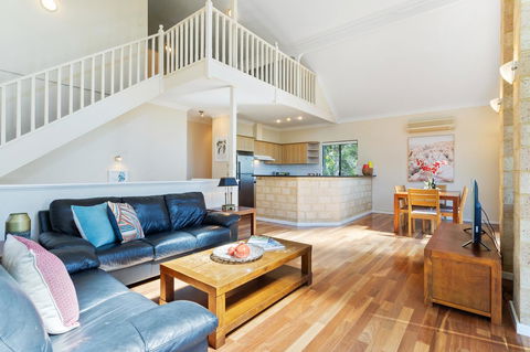 Swanview Ardross Shortstays - Accommodation Rockhampton 4