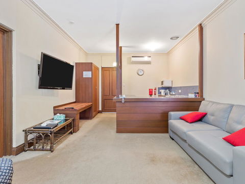 Heritage Country Motel - Accommodation Rockhampton 21
