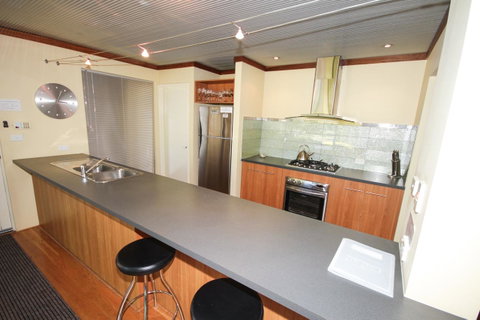 Serendipity - In Town - Margaret River - Accommodation Rockhampton 2