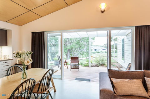 Stablebase - Accommodation Rockhampton 10
