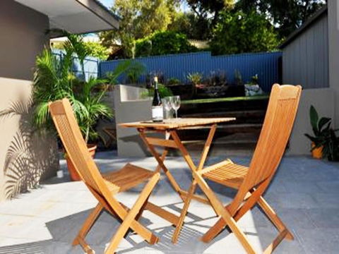 Waikiki Beach Bed And Breakfast - Accommodation Rockhampton 12