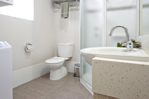 Mandalay Holiday Resort And Tourist Park - Accommodation Rockhampton 3