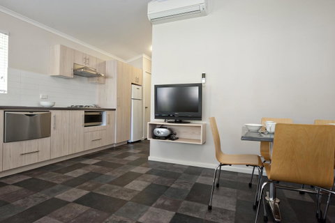 Mandalay Holiday Resort And Tourist Park - Accommodation Rockhampton 13