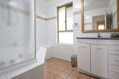 Mandalay Holiday Resort And Tourist Park - Accommodation Rockhampton 12