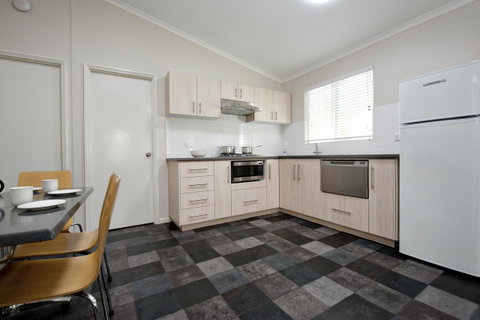 Mandalay Holiday Resort And Tourist Park - Accommodation Rockhampton 35