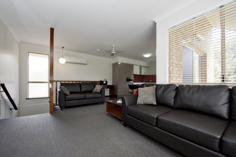Mandalay Holiday Resort And Tourist Park - Accommodation Rockhampton 7